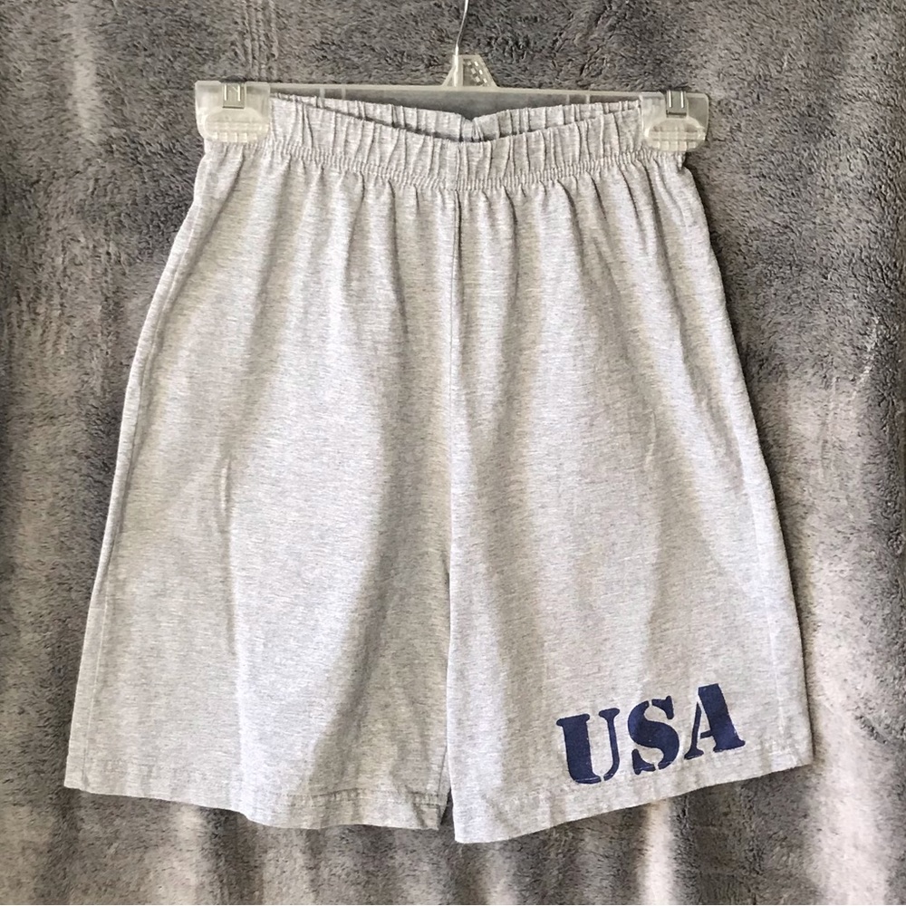 SO 4th shorts, gray, boys size L